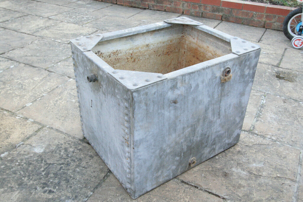 Galvanised Water Tank