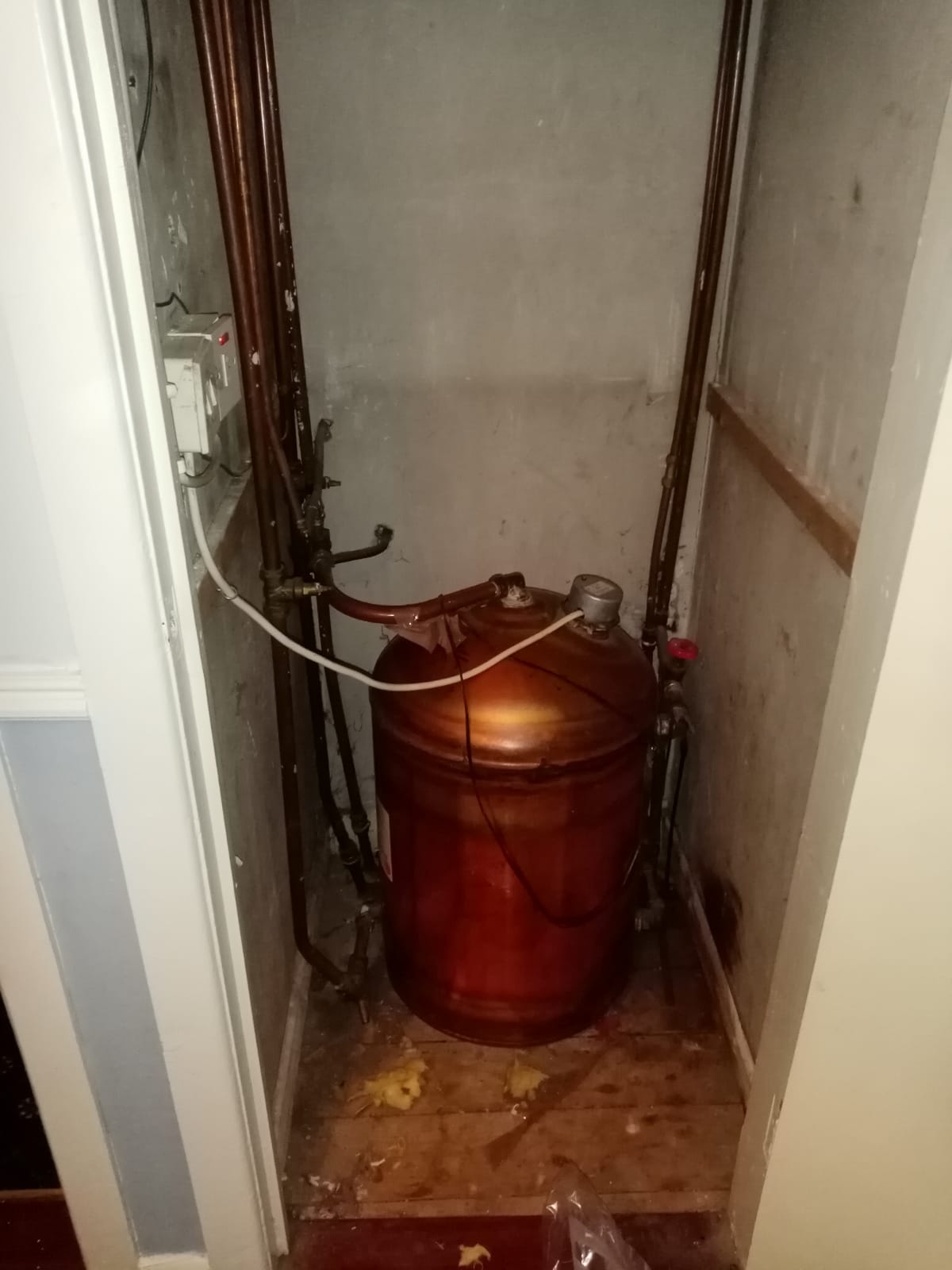 Gledhill Hot Water Cylinder - Before Photo AG Heating & Plumbing
